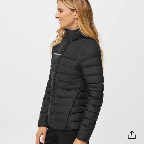 On shift packable puff jacket XS in green - Picture 2 of 15